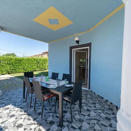 Casa Tara * Ουμάγκ