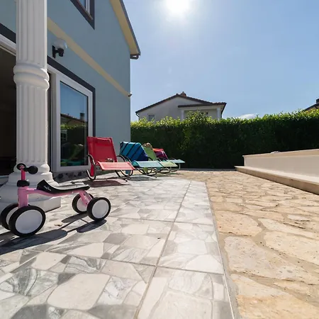 Hébergement de vacances Casa Tara *