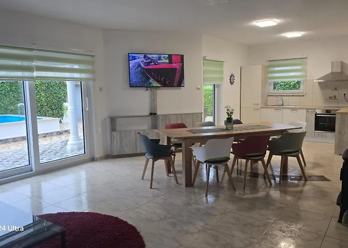 Vikendica Casa Tara *